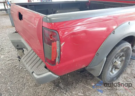 2003 Nissan Frontier Xe-V6 z USA, uszkodzony, nr VIN 1N6ED29X43C460168